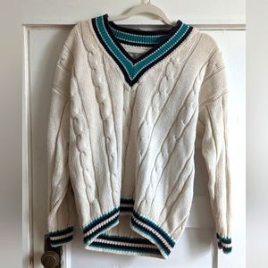 Vintage vneck knit sweater